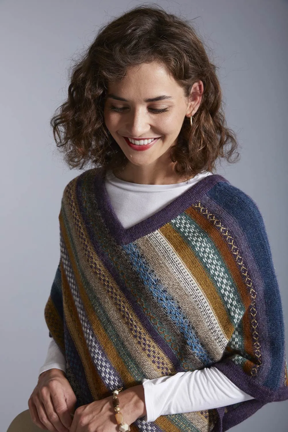 Carmen Ponchito - Small Alpaca Poncho