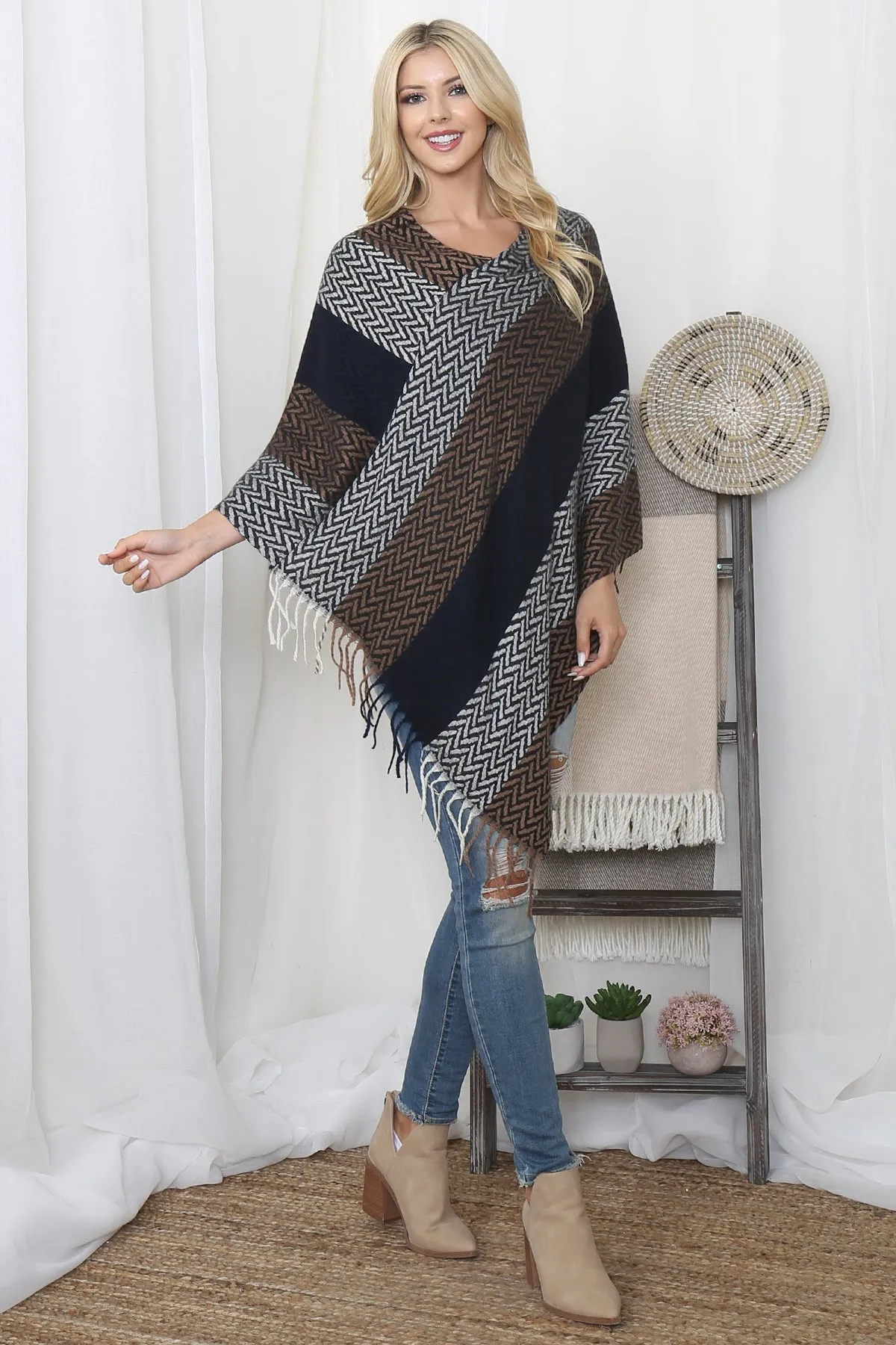 COLOR FADED STRIPES PONCHO