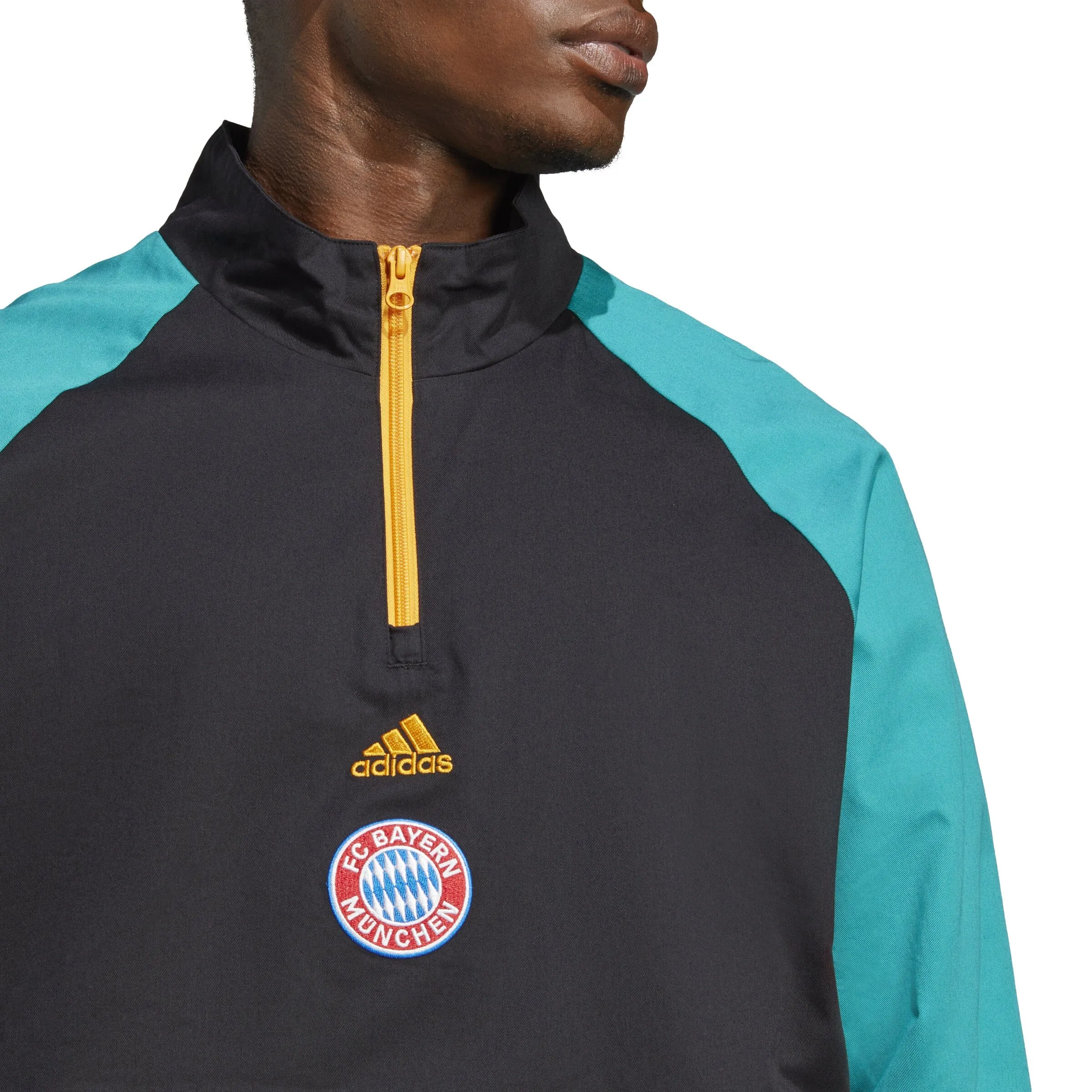 FC Bayern Icon Track Top (HT8838) (01/MAR/23)