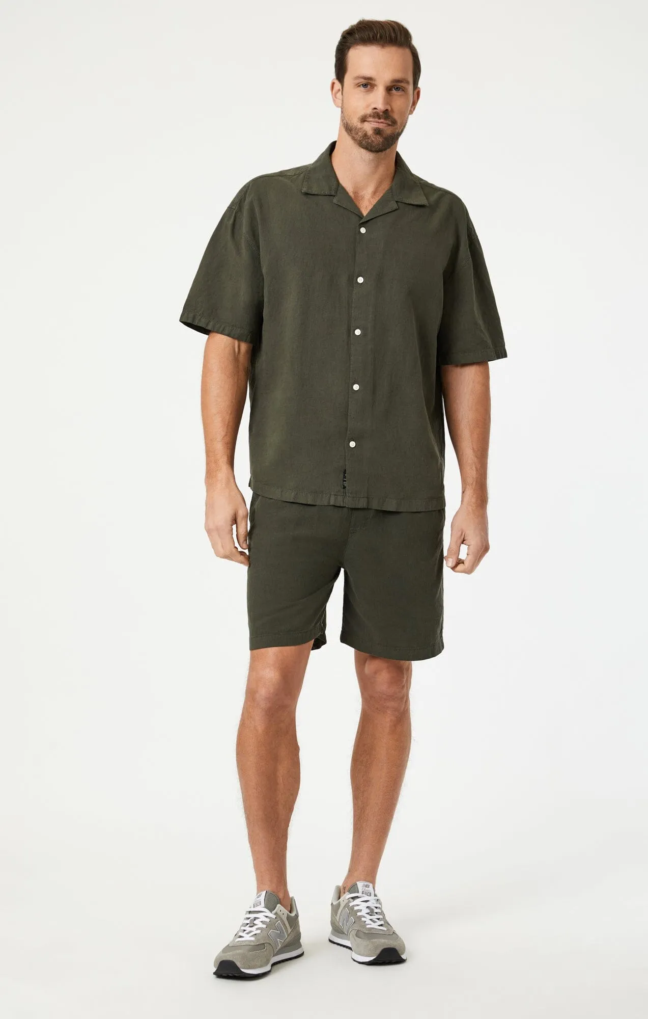 LINEN SHORTS IN ASPHALT