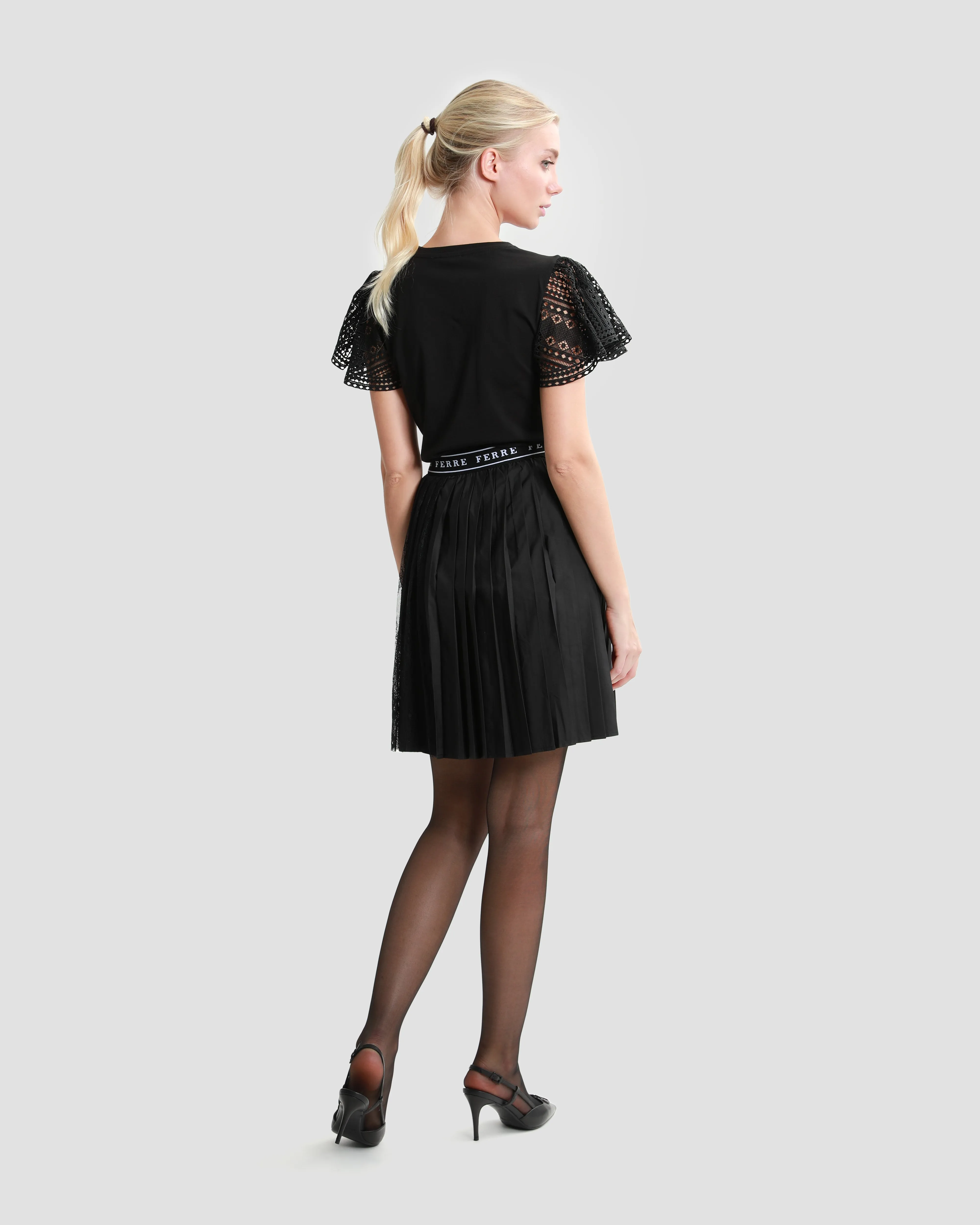 Logo Band Pleated Skirt