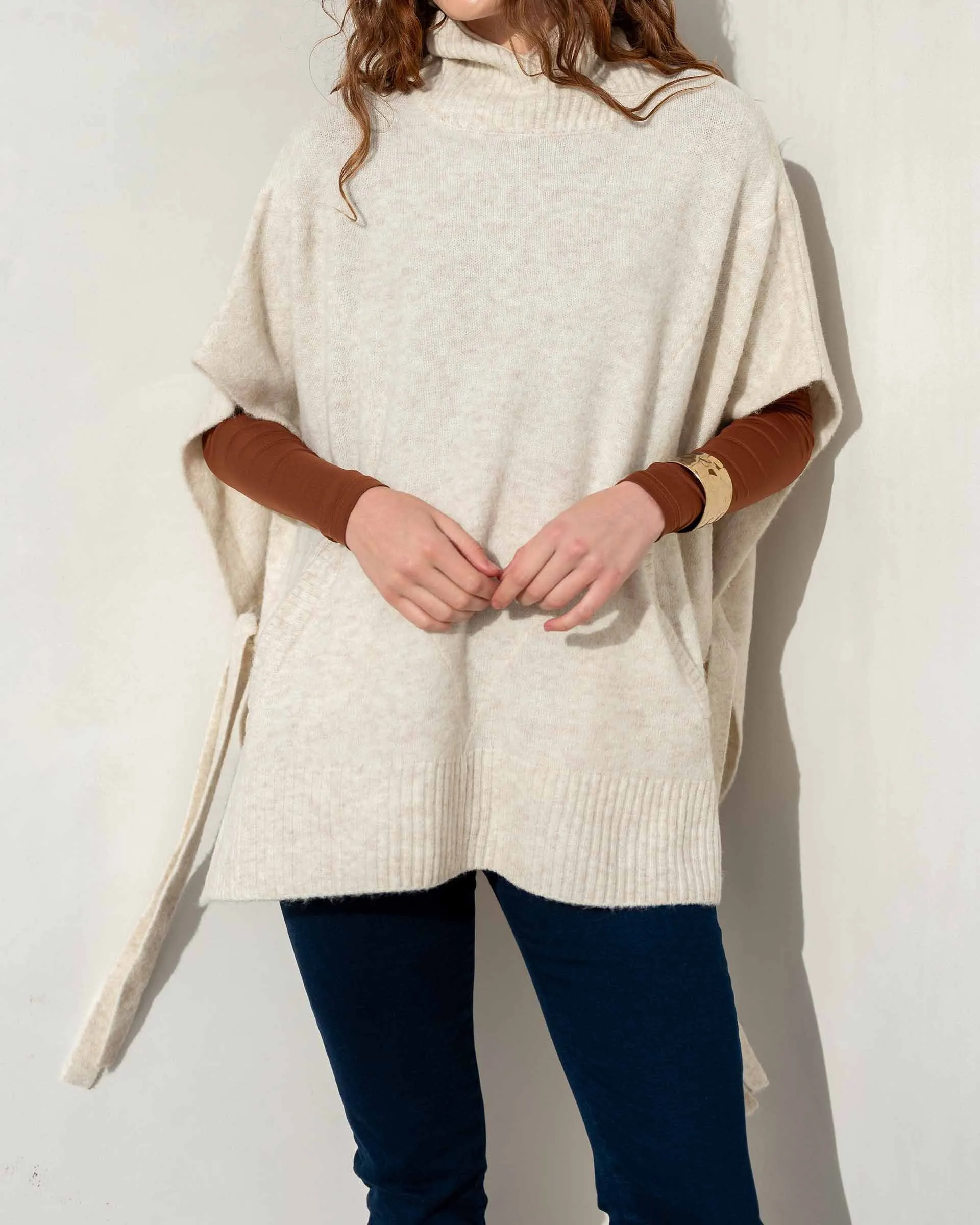 MERSEA - CAPE PONCHO SWEATER