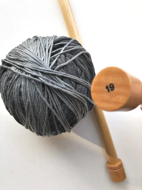 Sabriel knit kit