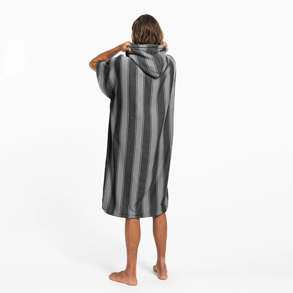 Slowtide McQueen Changing Poncho-Black-LG/XL