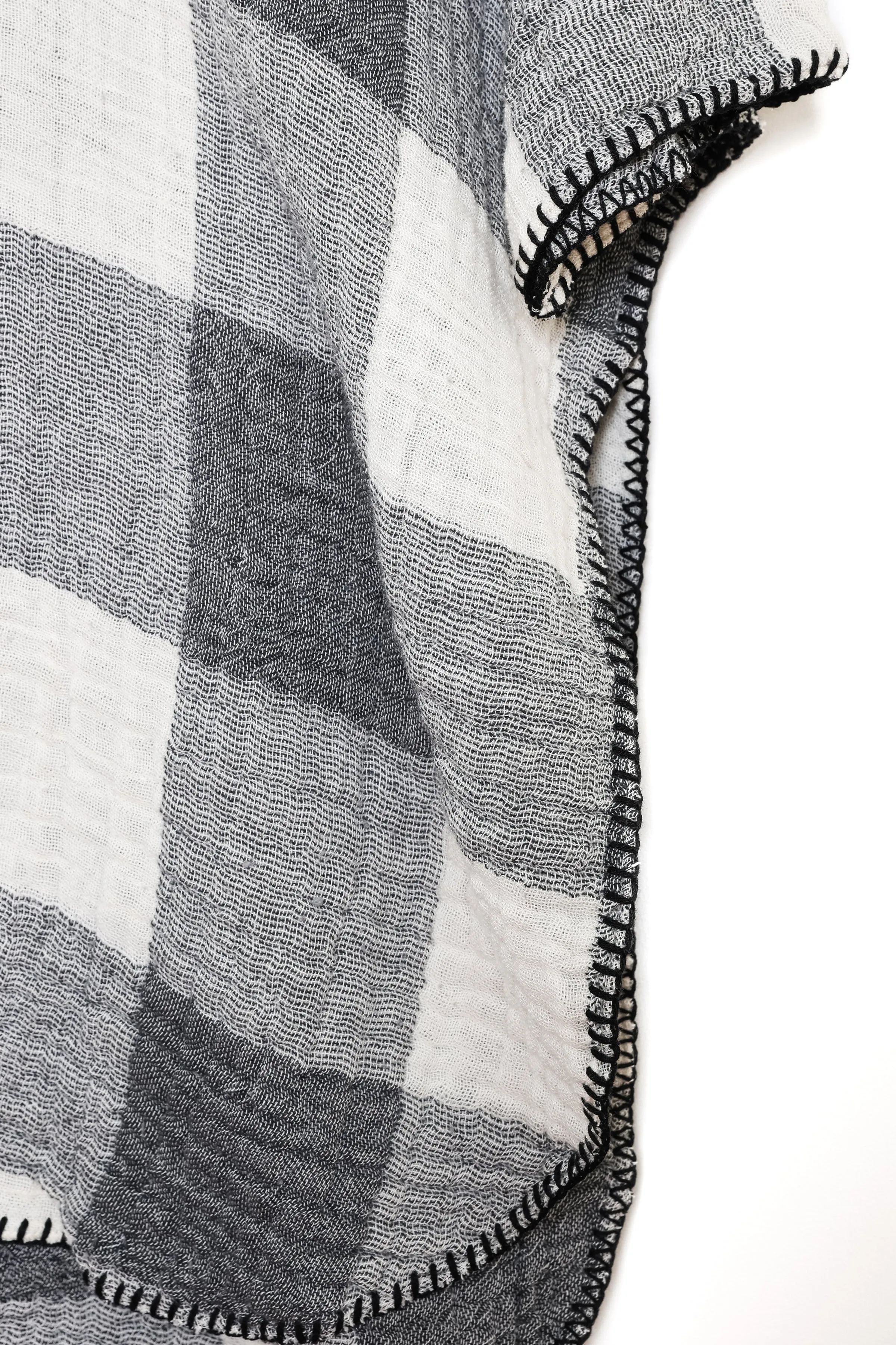 THE LIMITED EDITION PLAID PEBBLE | Kid's Muslin Poncho