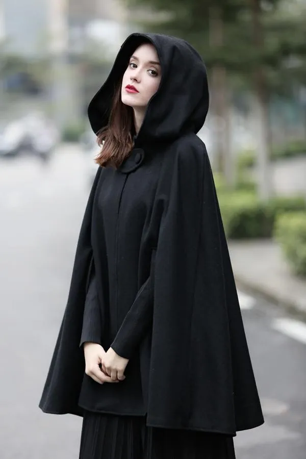 The New Yorker | Hooded Cashmere Cape